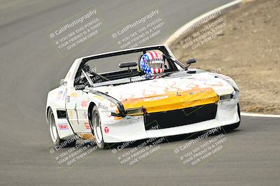 media/Jan-26-2025-CalClub SCCA (Sun) [[cfcea7df88]]/Group 5/Race/